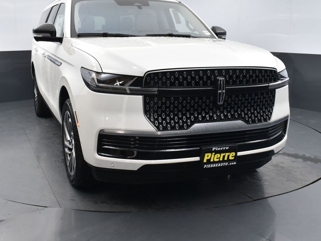 2025 Lincoln Navigator Reserve L's photo