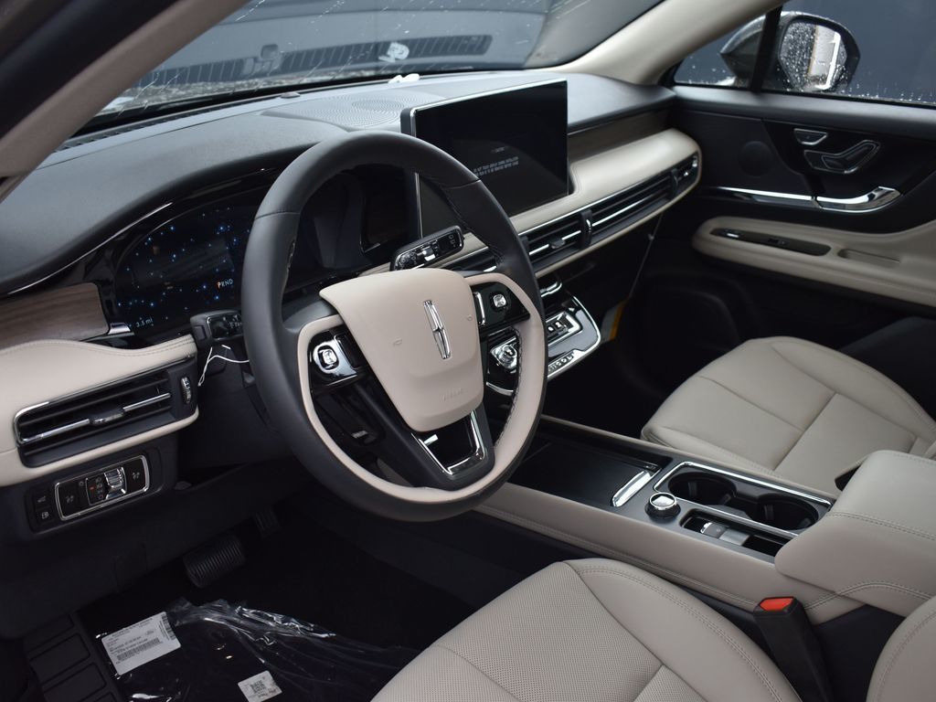 2025 Lincoln Corsair Grand Touring - Photo 8