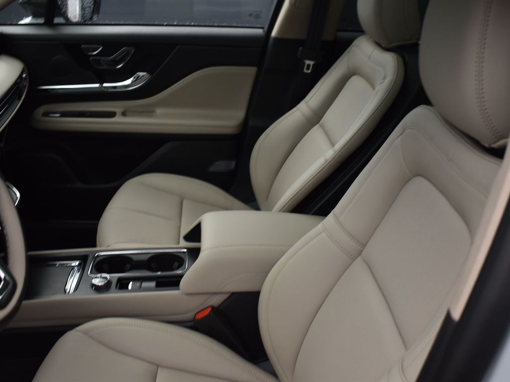 2025 Lincoln Corsair Grand Touring - Photo 10