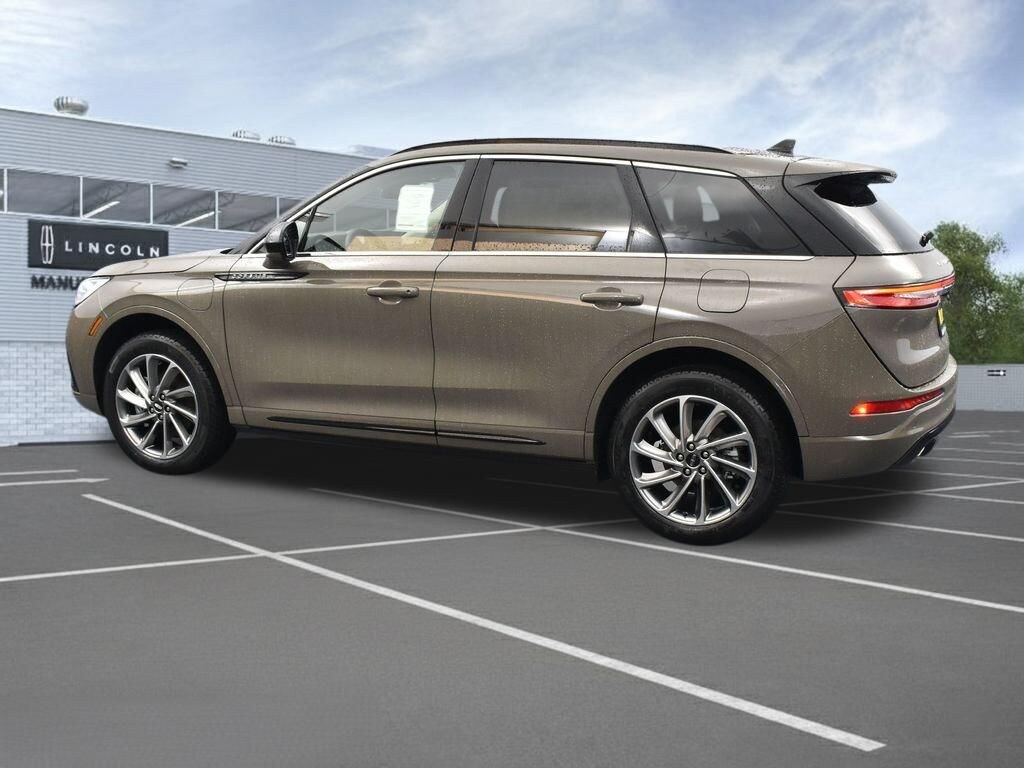 New 2026 Lincoln Corsair Plug-In Hybrid Grand Touring SUV