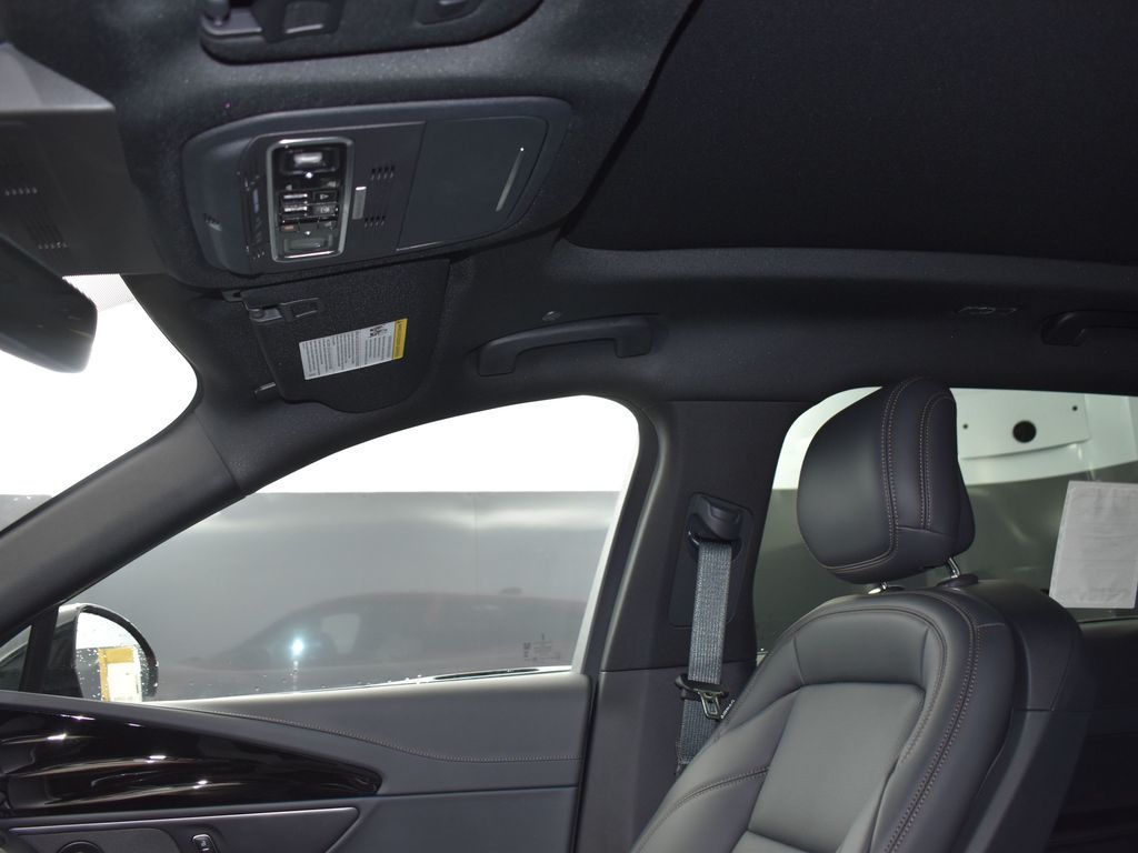 2025 Lincoln Nautilus Premiere - Photo 19