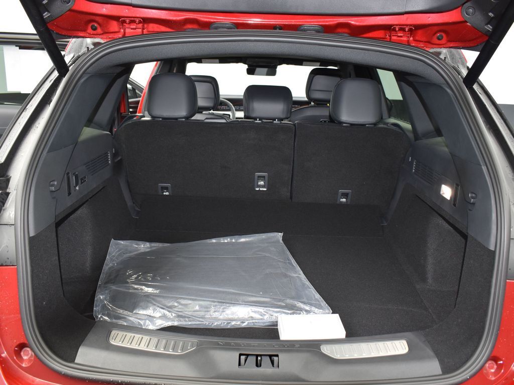 2025 Lincoln Nautilus Premiere - Photo 24