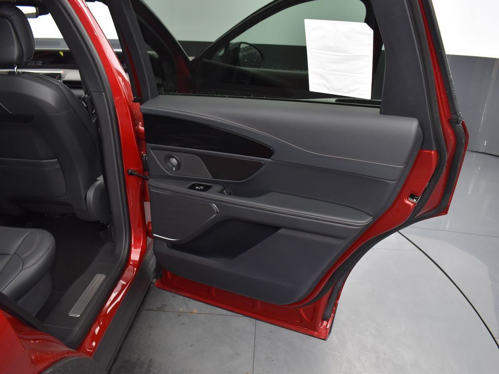 2025 Lincoln Nautilus Premiere - Photo 28