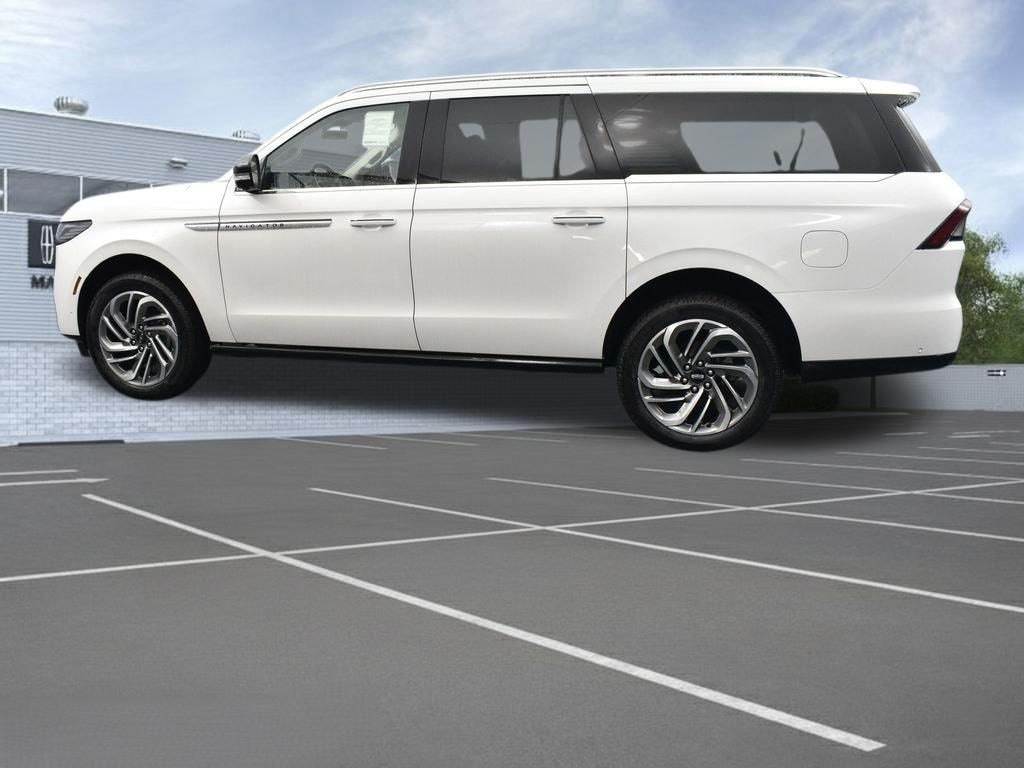 New 2025 Lincoln Navigator L Reserve SUV