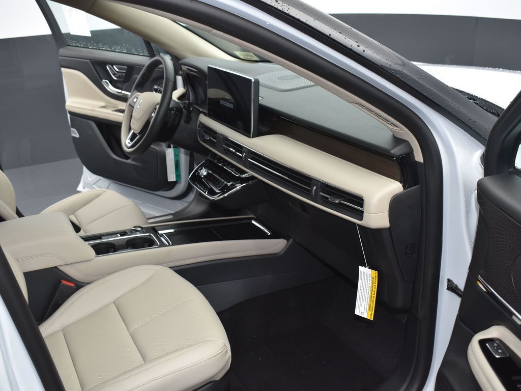 2025 Lincoln Corsair Grand Touring - Photo 15
