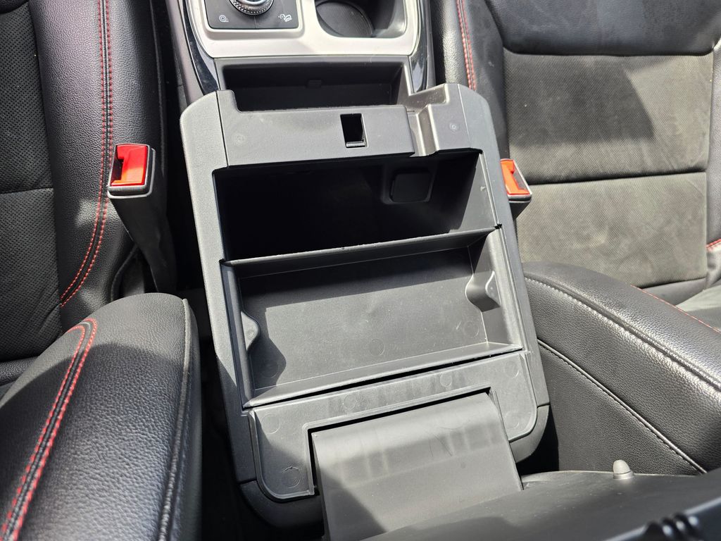 2023 Ford Explorer ST-LINE - Photo 28