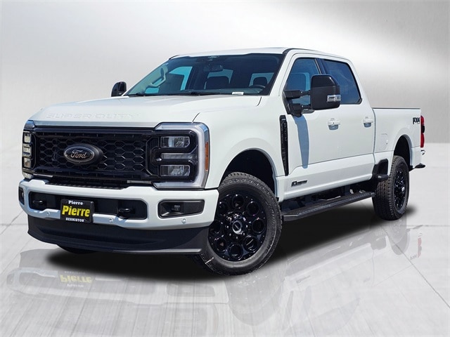2025 Ford F-350 Super Duty Lariat's photo