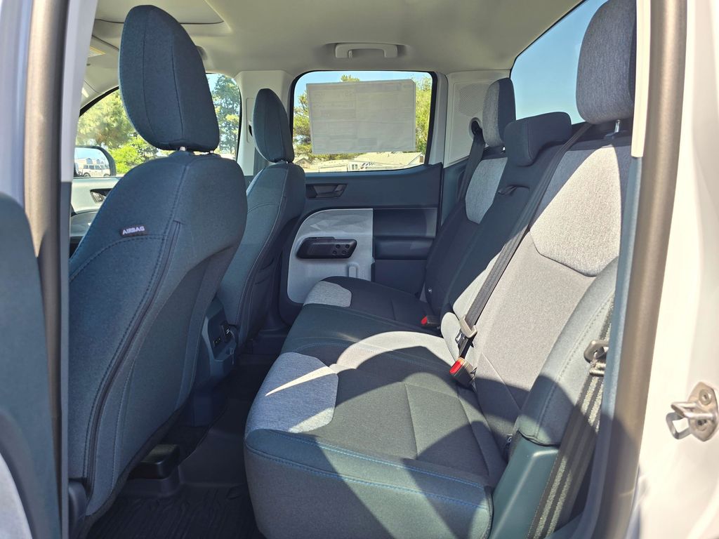 2025 Ford Maverick XLT - Photo 12