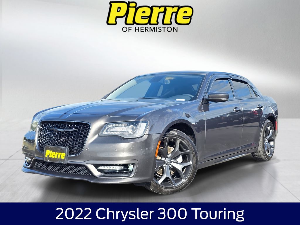 2022 Chrysler 300 Touring L RWD's photo