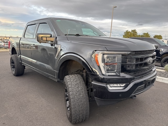 2023 Ford F-150 Platinum's photo