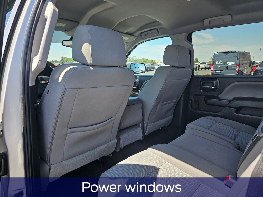 2018 Chevrolet Silverado 1500 Custom - Photo 14
