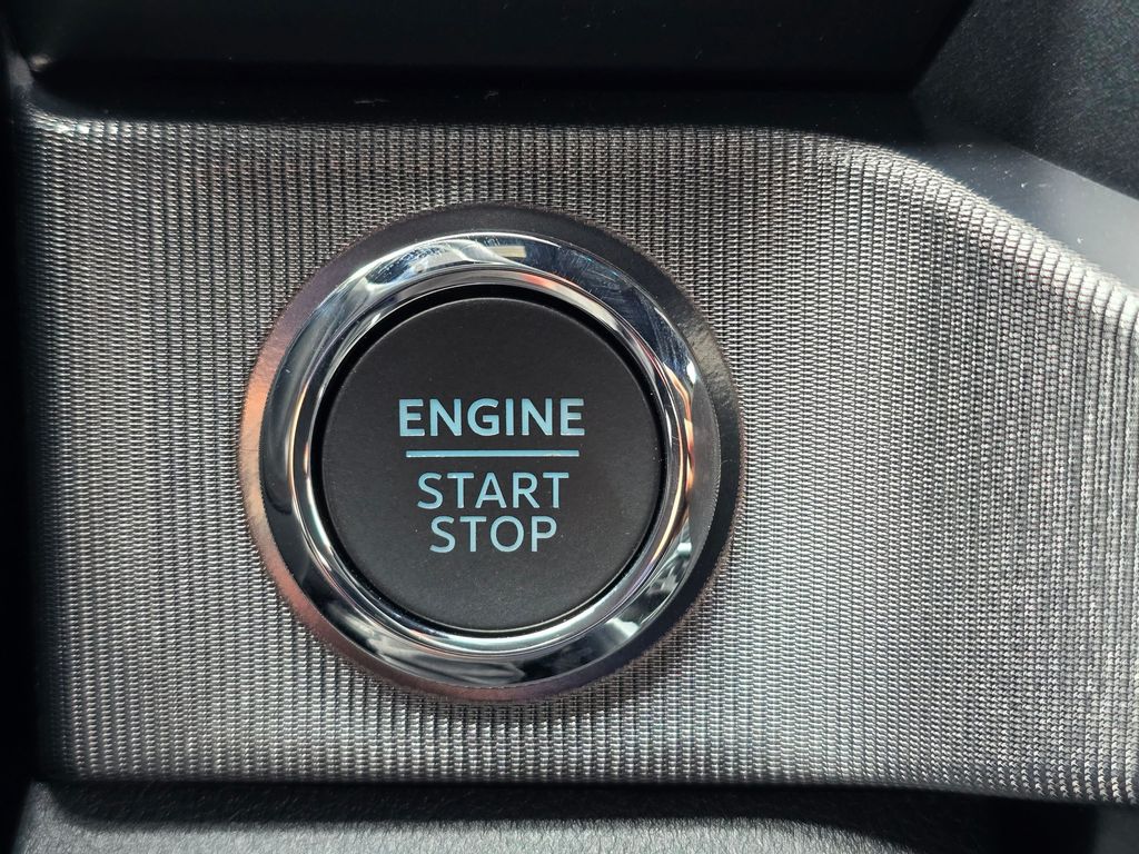 2025 Ford F-350 Super Duty Platinum - Photo 20