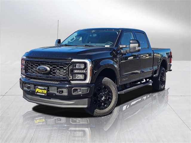 2025 Ford F-350 Super Duty Lariat's photo