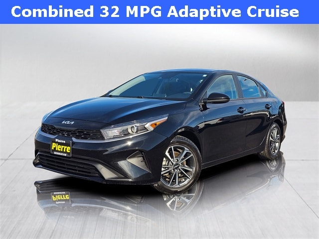 2023 Kia Forte LXS's photo