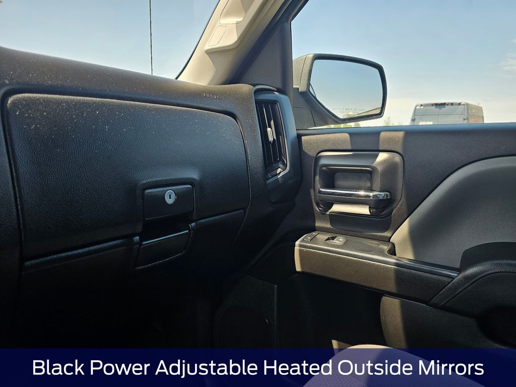 2018 Chevrolet Silverado 1500 Custom - Photo 29