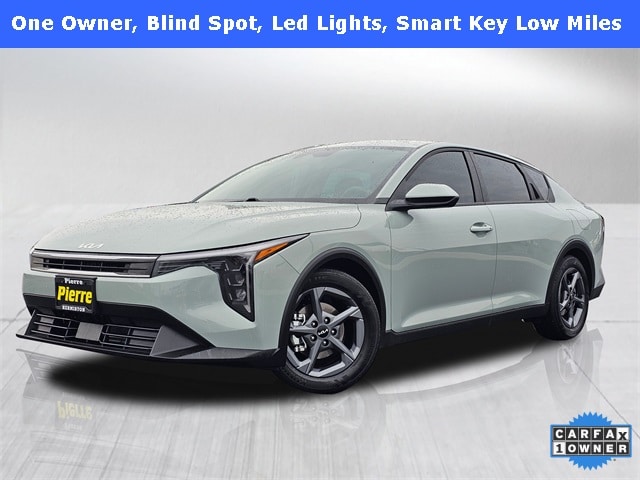 2025 Kia K4 LXS's photo