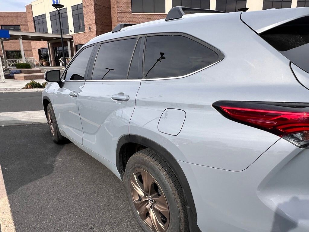Used 2023 Toyota Highlander Hybrid Bronze Edition SUV