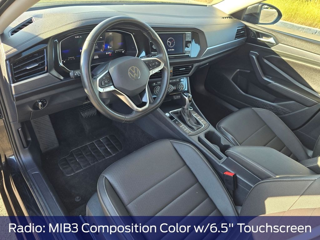 Used 2024 Volkswagen Jetta 1.5T SE Sedan