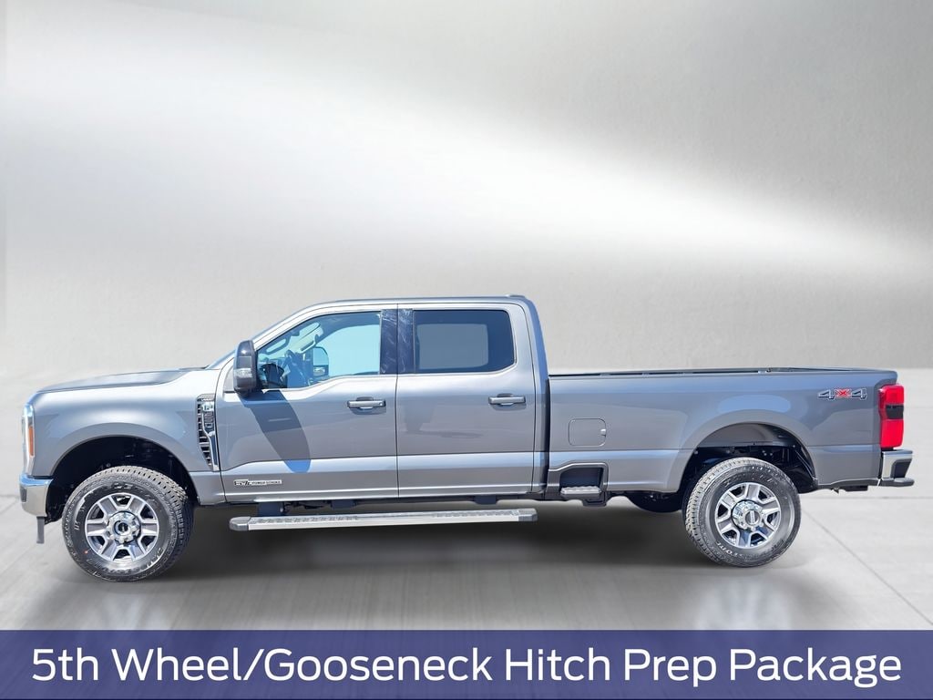 New 2026 Ford F-350 Lariat Truck Crew Cab