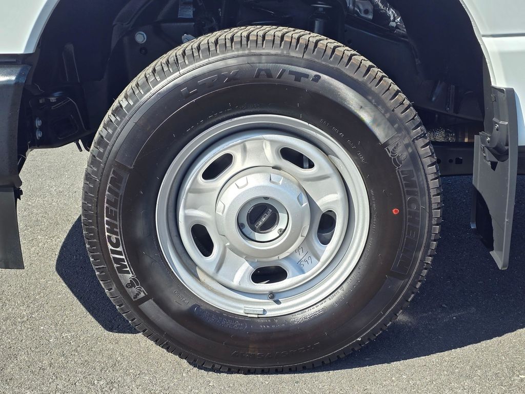 2026 Ford F-250 Super Duty XL - Photo 8