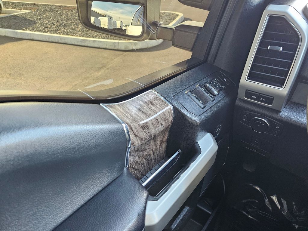 2019 Ford F-250 Super Duty Lariat - Photo 31