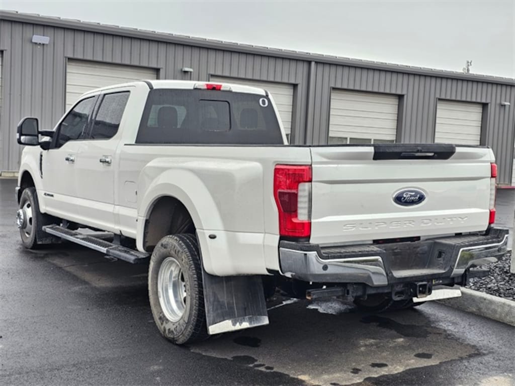Used 2019 Ford F-350SD Lariat Truck Crew Cab