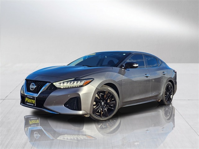 2020 Nissan Maxima SL's photo