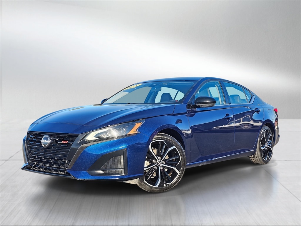 2024 Nissan Altima SR
