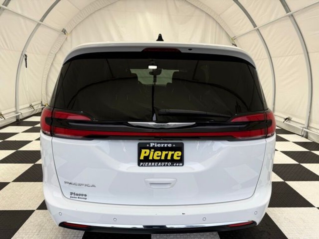 Used 2023 Chrysler Pacifica Touring L Van Passenger Van