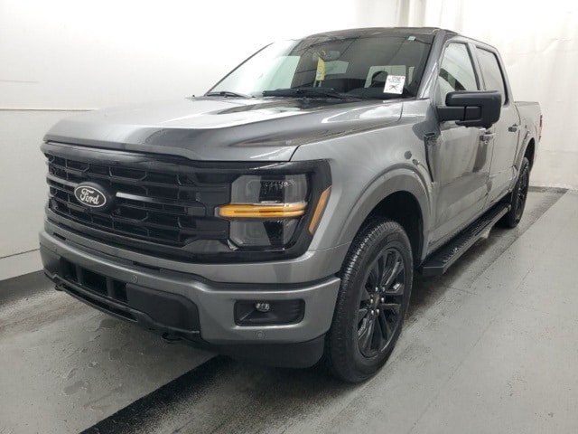 2025 Ford F-150 XLT's photo