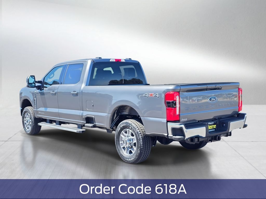 New 2026 Ford F-350 Lariat Truck Crew Cab