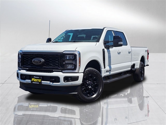 2025 Ford F-350 Super Duty Lariat's photo