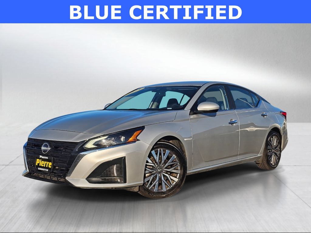 2023 Nissan Altima SV