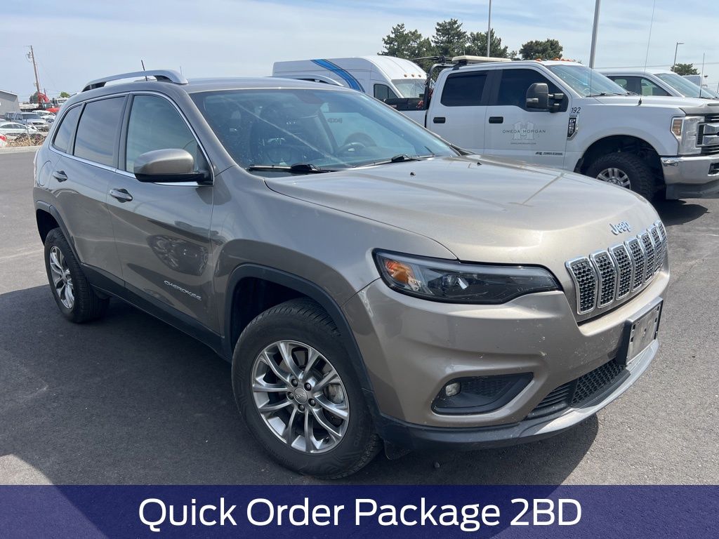 Vehicle Image 2