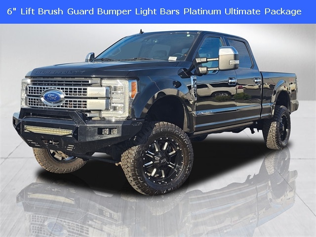 2019 Ford F-350 Super Duty Platinum's photo