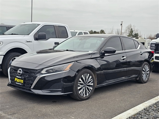 2023 Nissan Altima SV