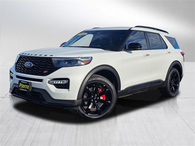 2024 Ford Explorer ST's photo