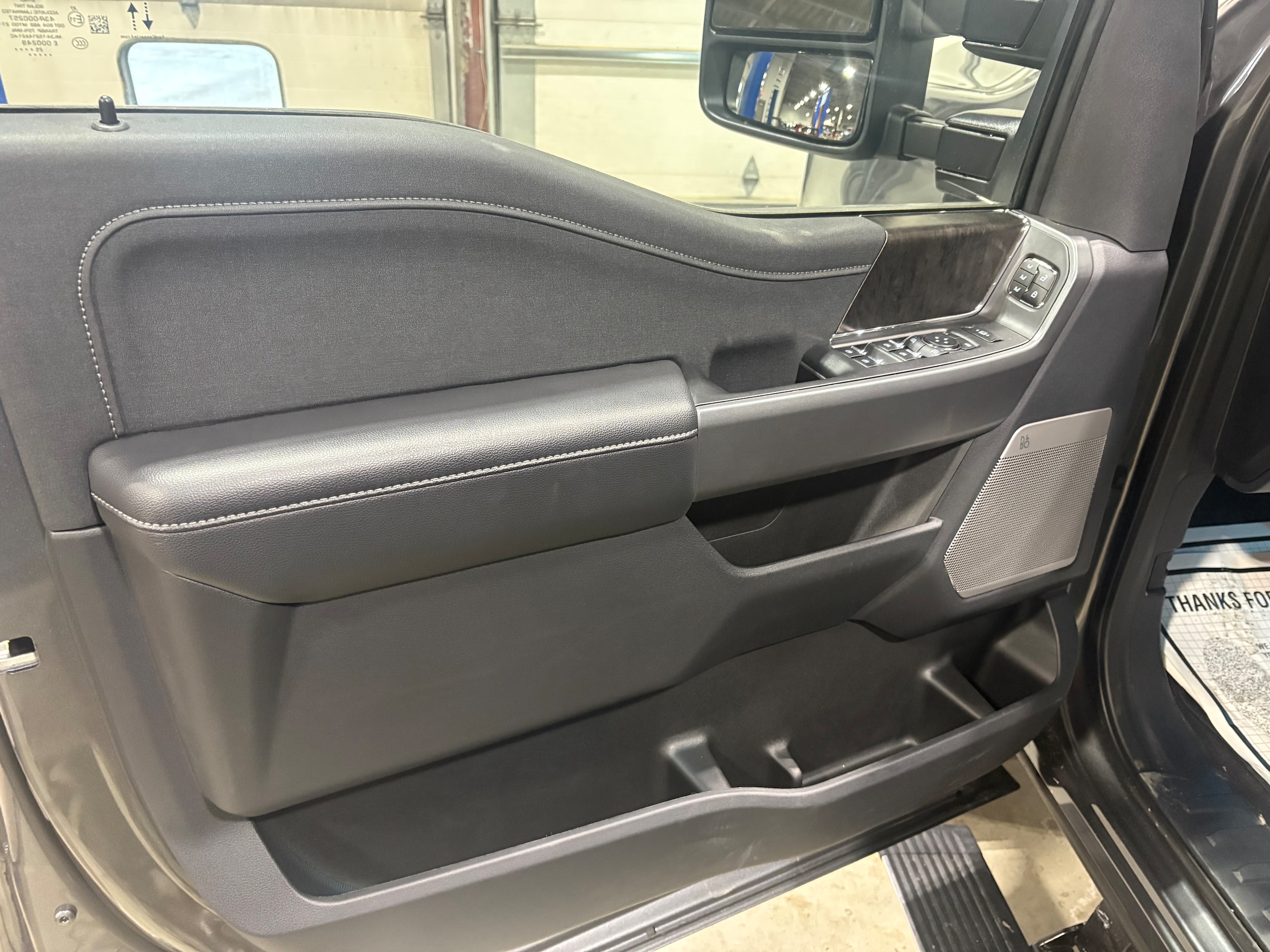 2026 Ford F-350 Super Duty Lariat - Photo 11