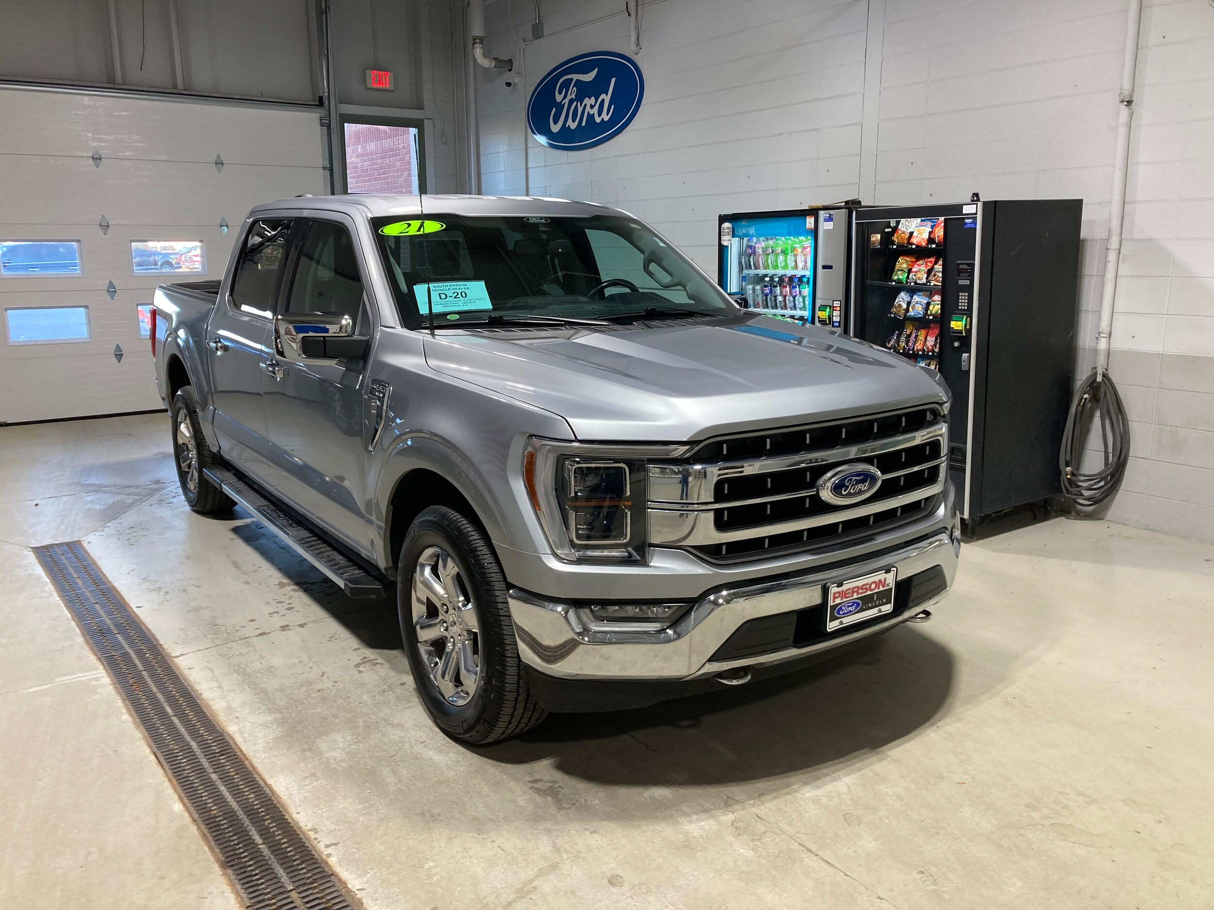 2021 Ford F-150 Lariat photo 3