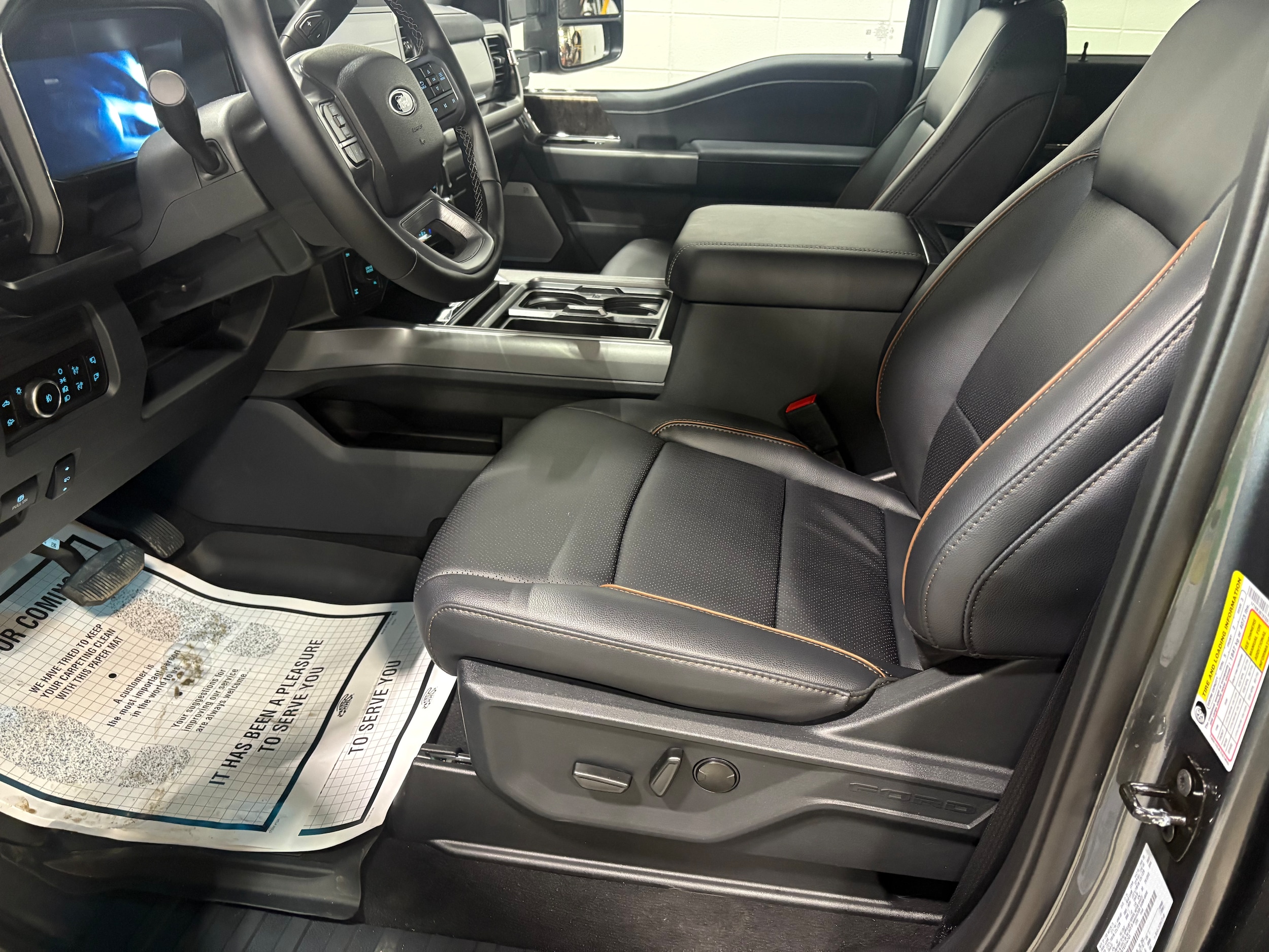 2026 Ford F-350 Super Duty Lariat - Photo 14