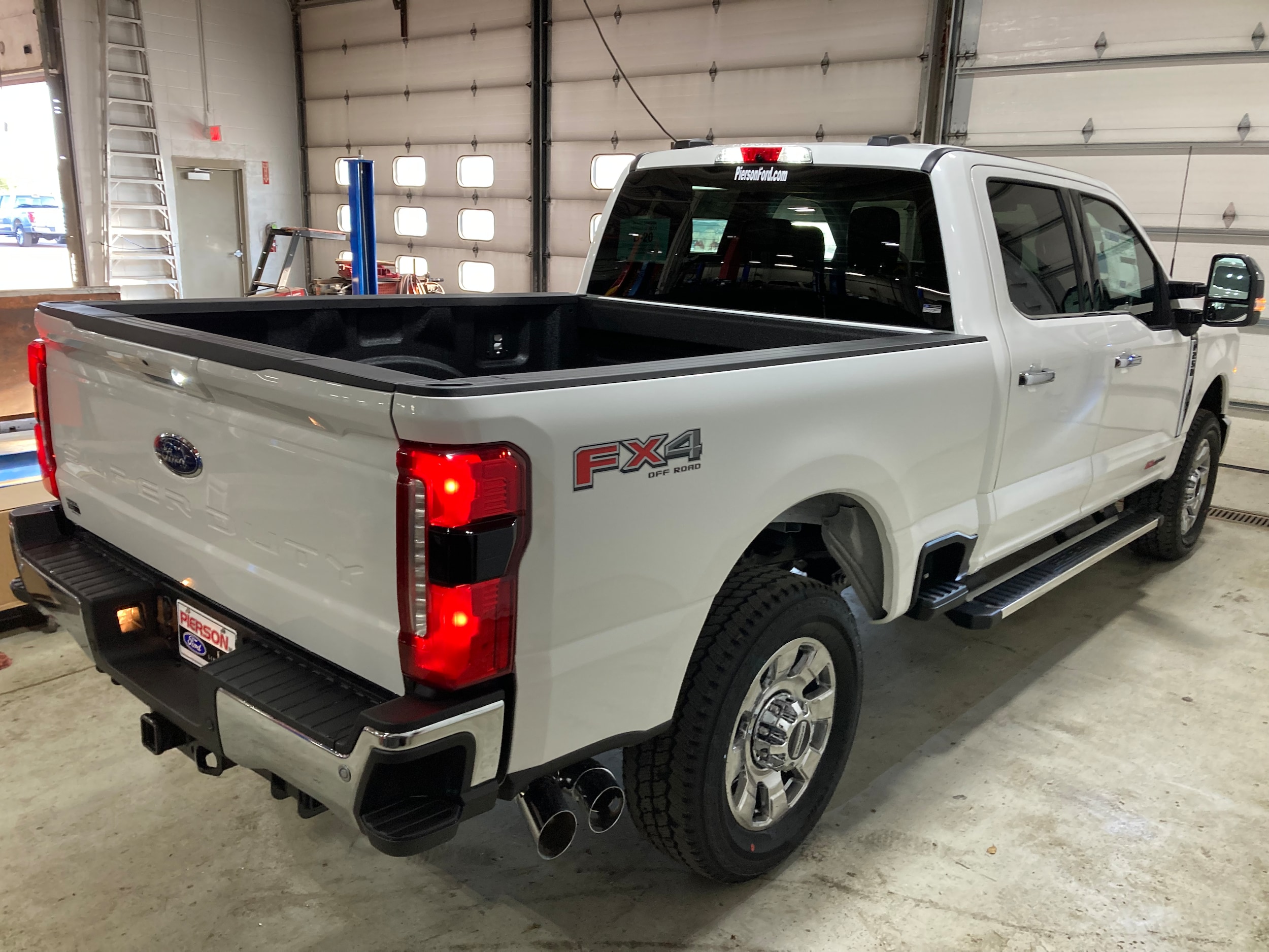 2026 Ford F-250 Super Duty Lariat - Photo 14