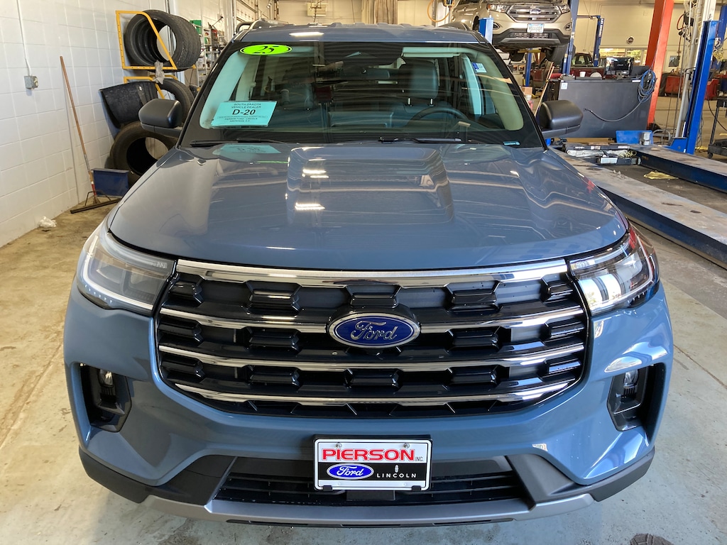 New 2025 Ford Explorer Active SUV