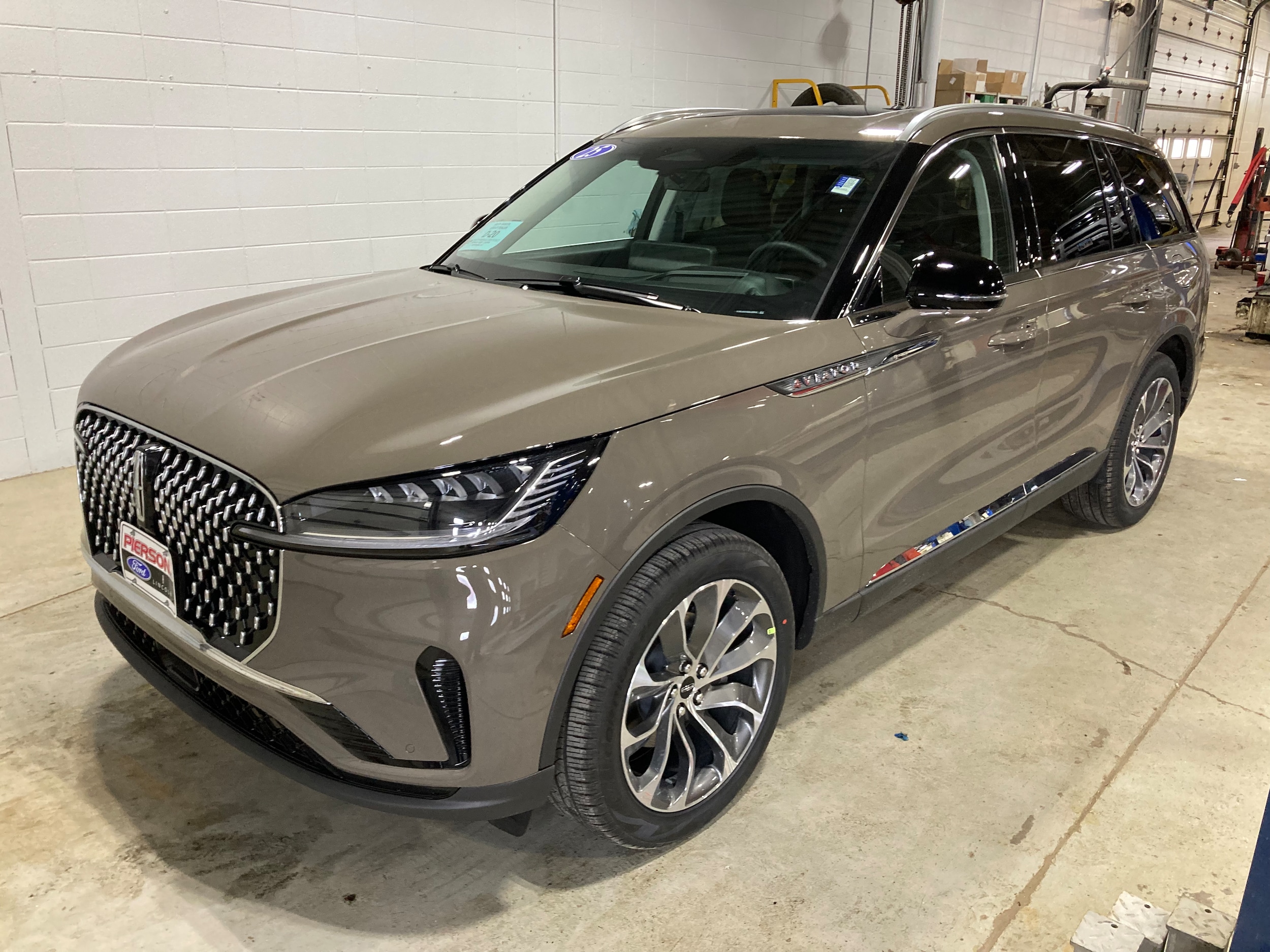 2025 Lincoln Aviator Premiere