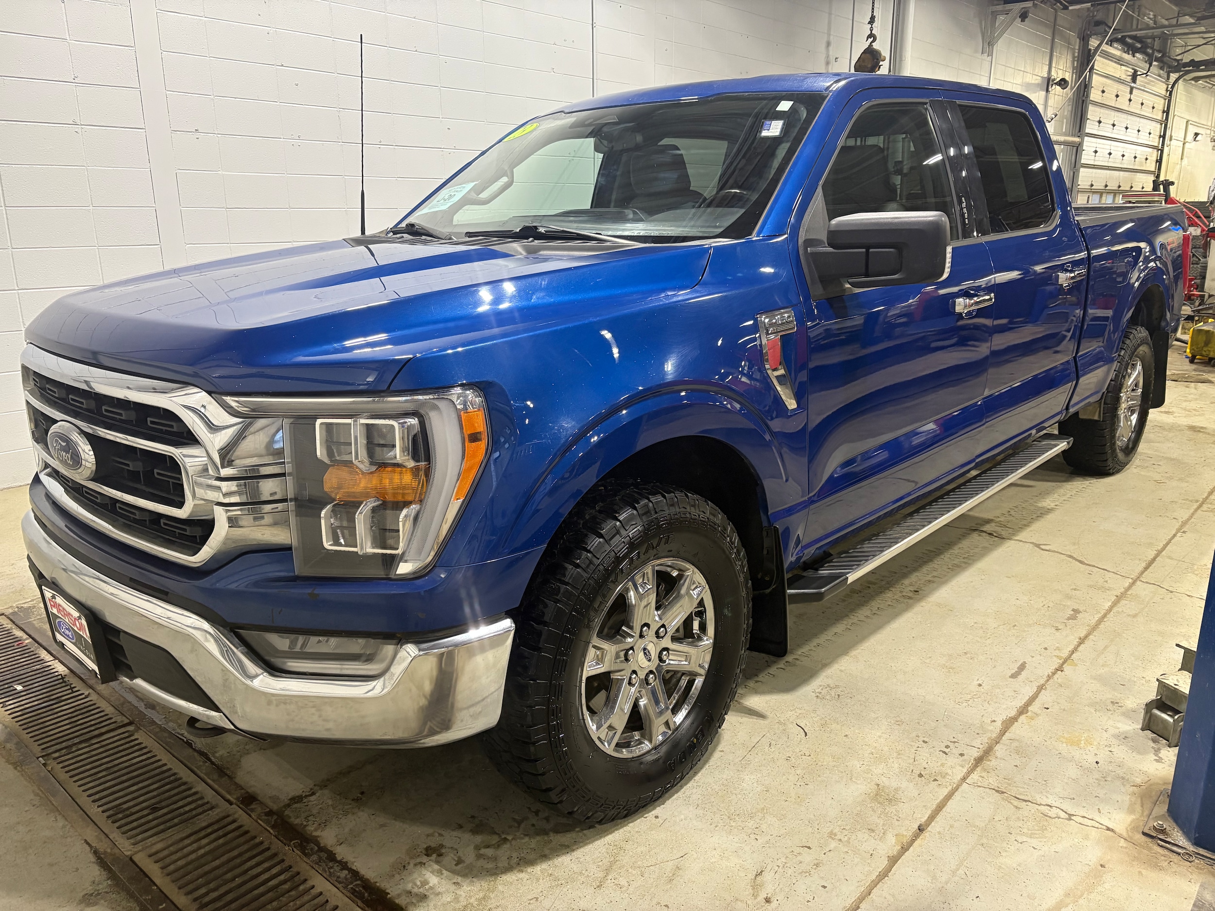 2023 Ford F-150 XLT's photo