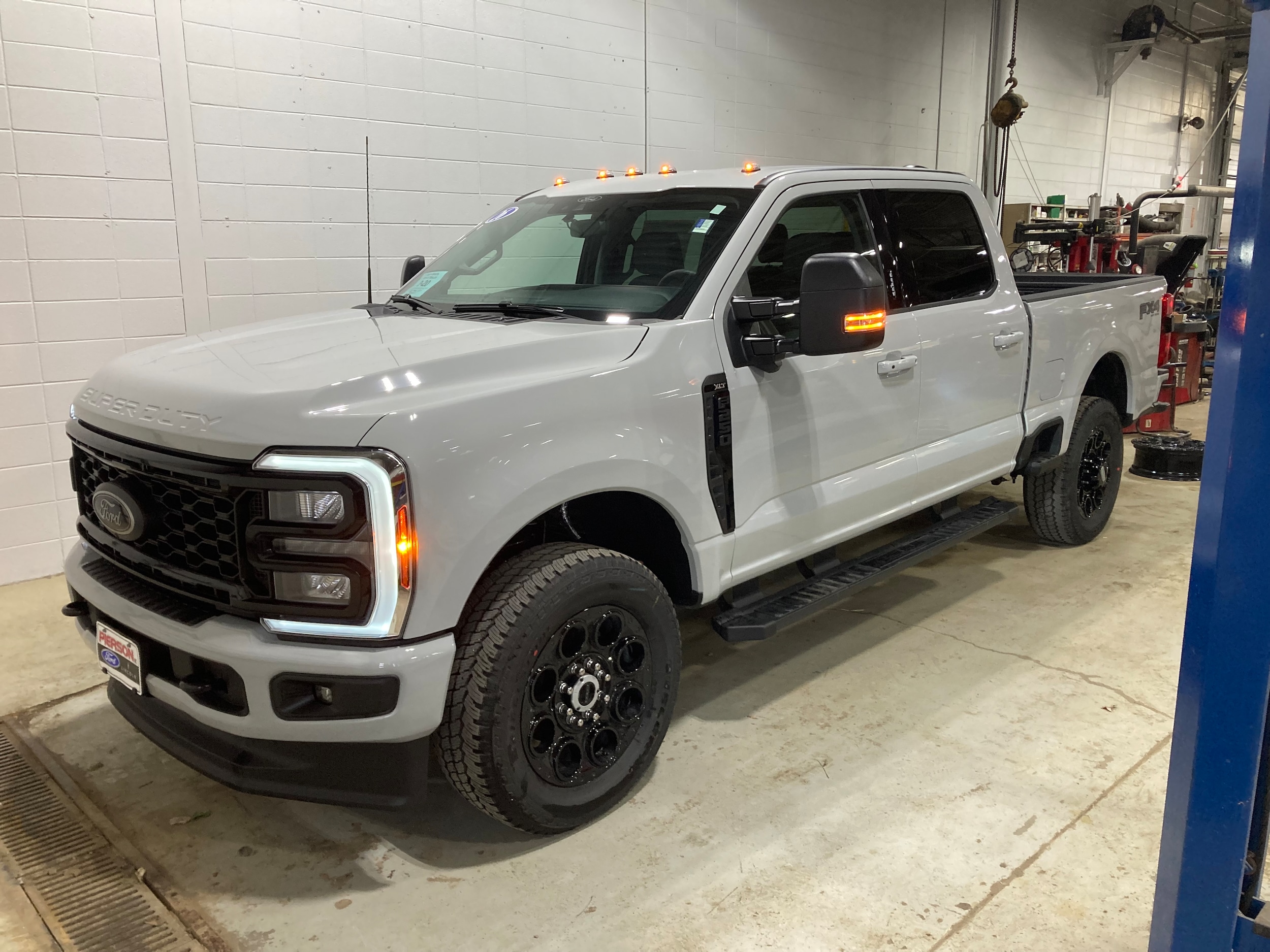 2026 Ford F-250 XLT 4x4 Crew Cab 6-3/4' Box's photo