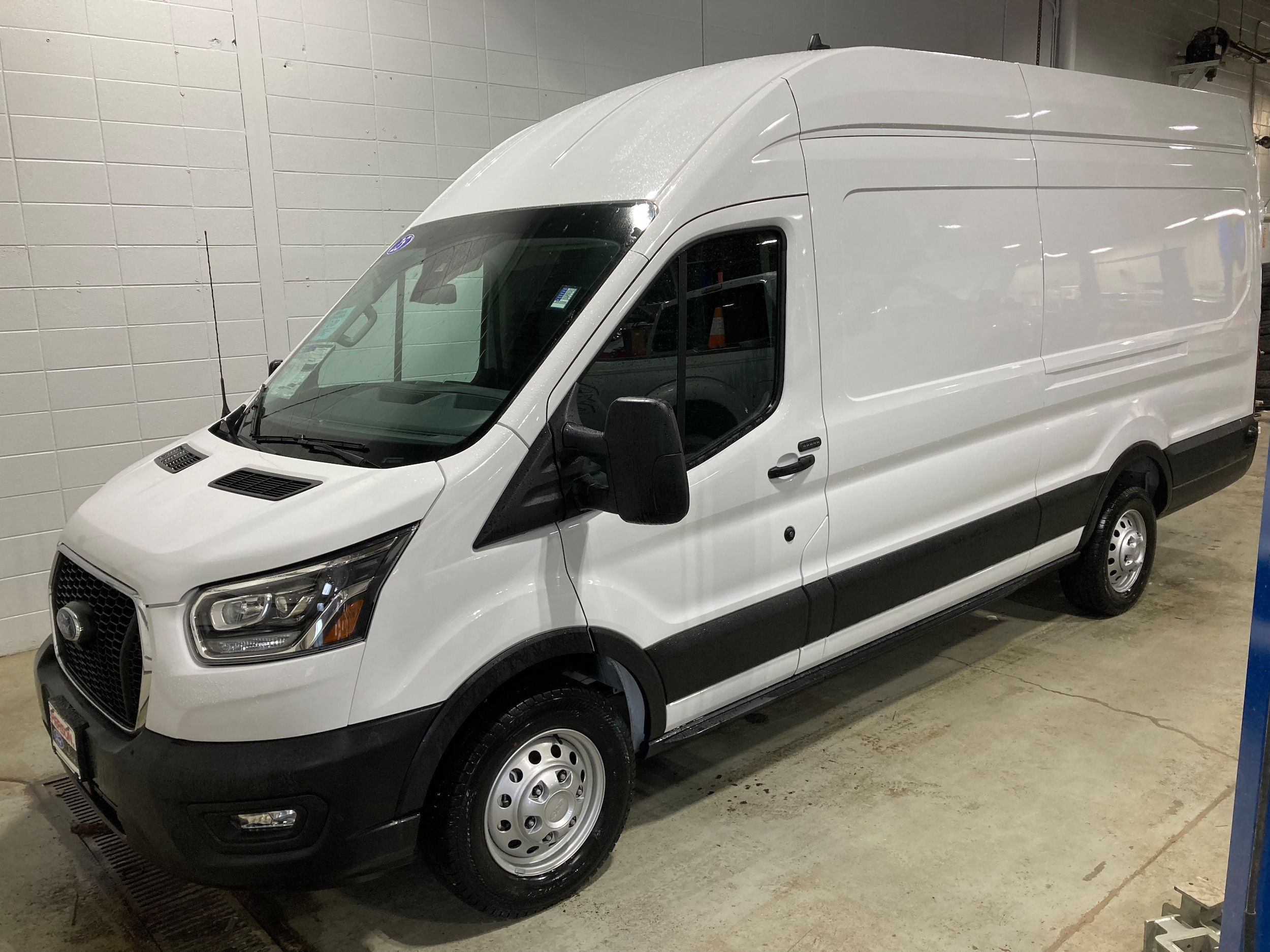 2025 Ford Transit-250 Base