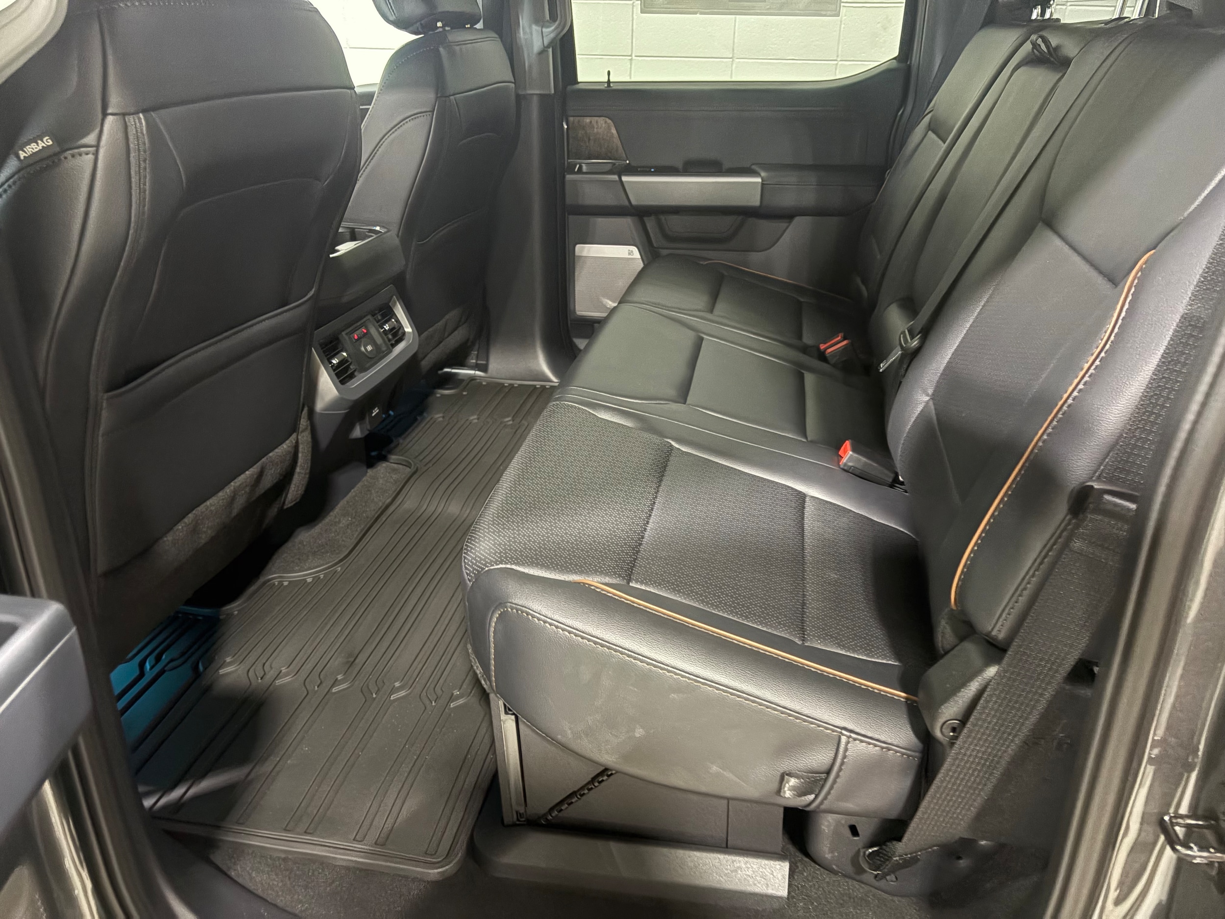 2026 Ford F-350 Super Duty Lariat - Photo 16