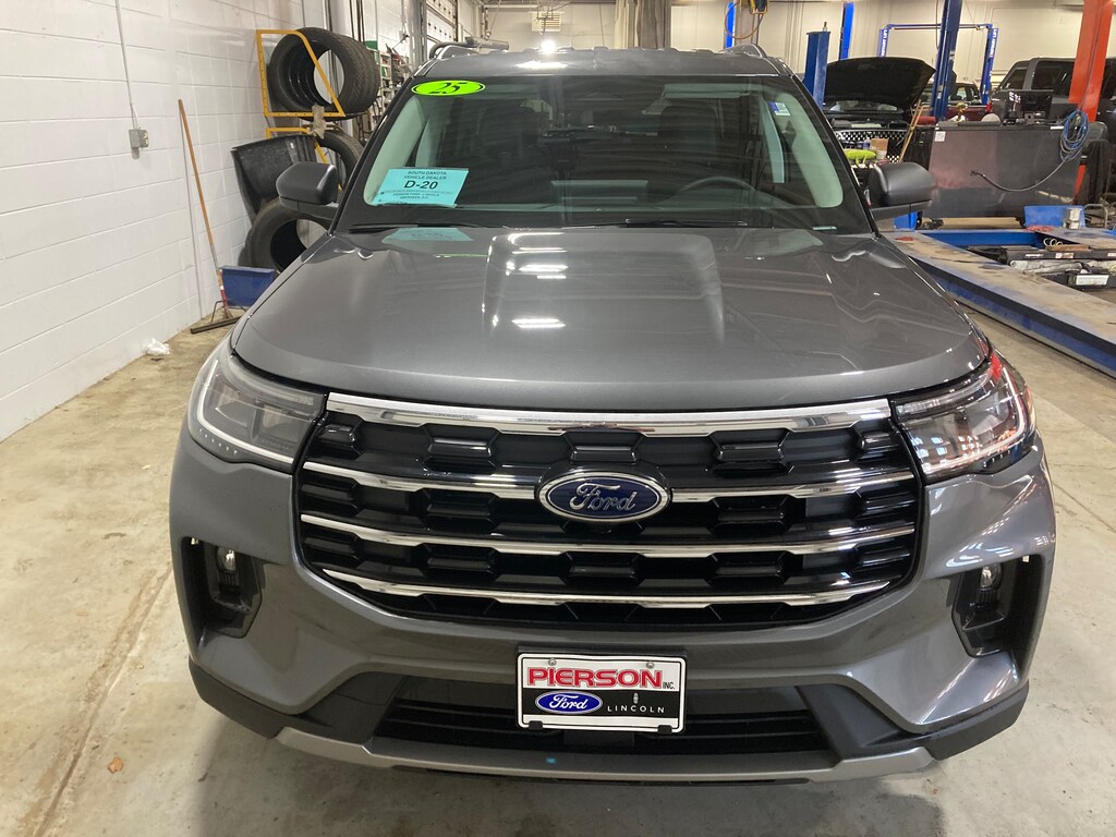 New 2025 Ford Explorer Active SUV