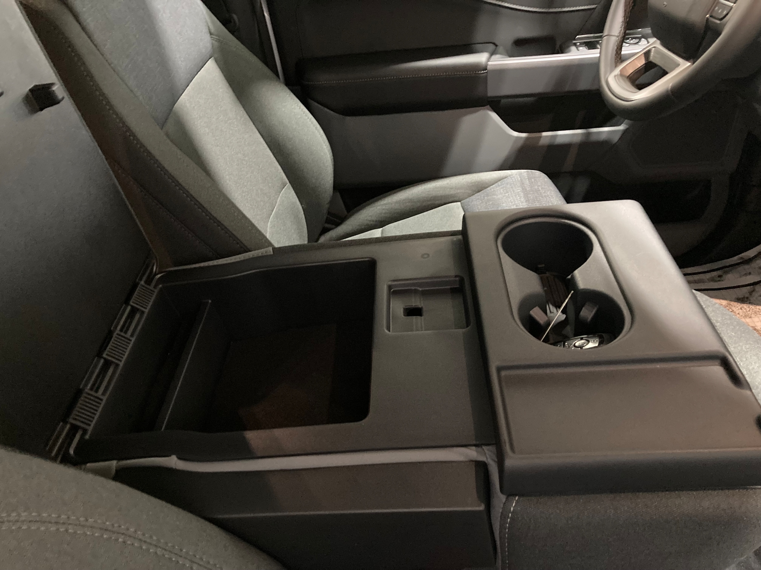 2026 Ford F-150 XLT - Photo 7