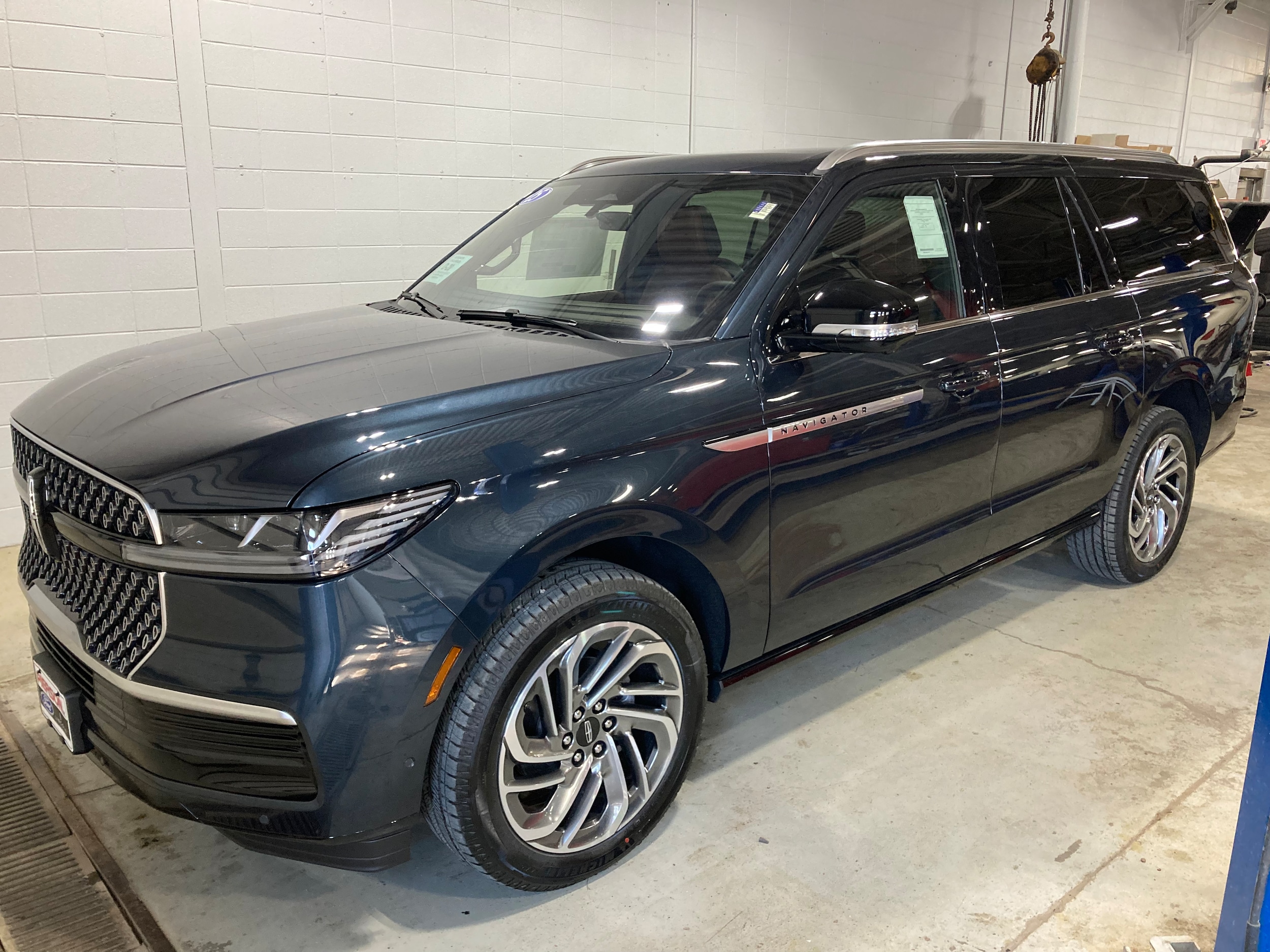 2025 Lincoln Navigator L Reserve